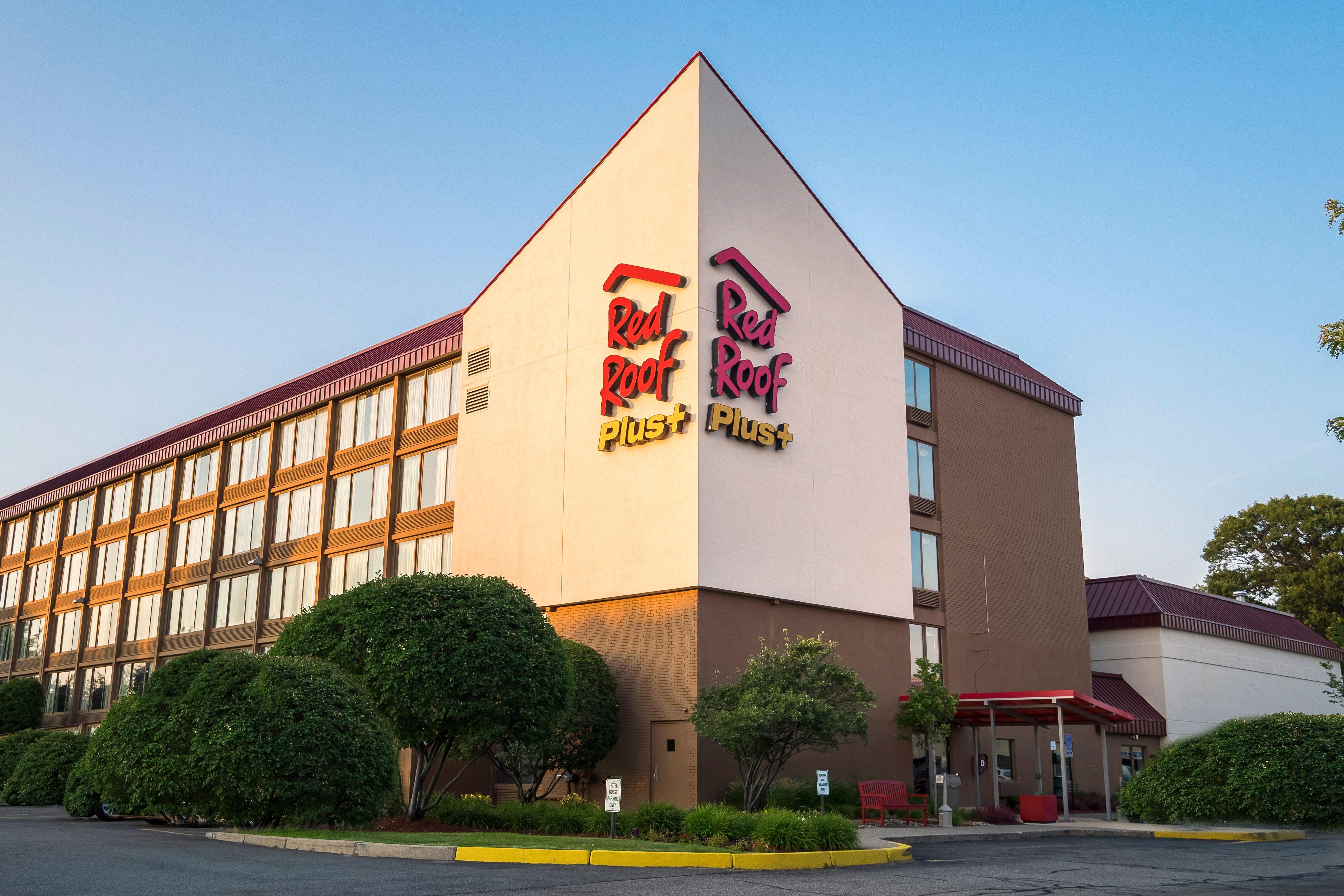 Red Roof Inn Plus+ Boston - Woburn/ Burlington Esterno foto
