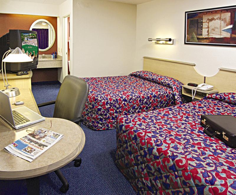 Red Roof Inn Plus+ Boston - Woburn/ Burlington Esterno foto