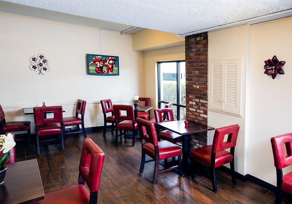 Red Roof Inn Plus+ Boston - Woburn/ Burlington Esterno foto