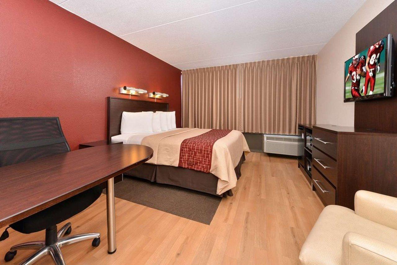 Red Roof Inn Plus+ Boston - Woburn/ Burlington Esterno foto