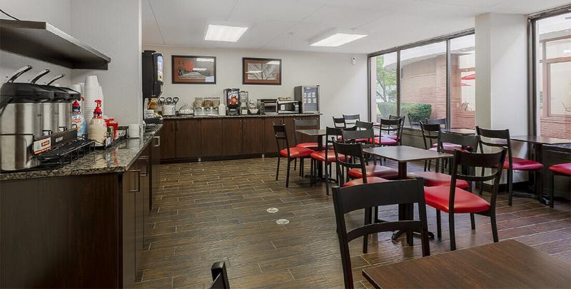 Red Roof Inn Plus+ Boston - Woburn/ Burlington Esterno foto